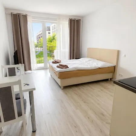 Appartamento 1 Apartment, Balcony, Zuzany Chalupovej 18b *